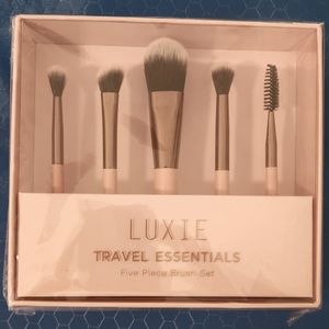 Luxie Travel Essentials 5 Piece Brush Set BNIB